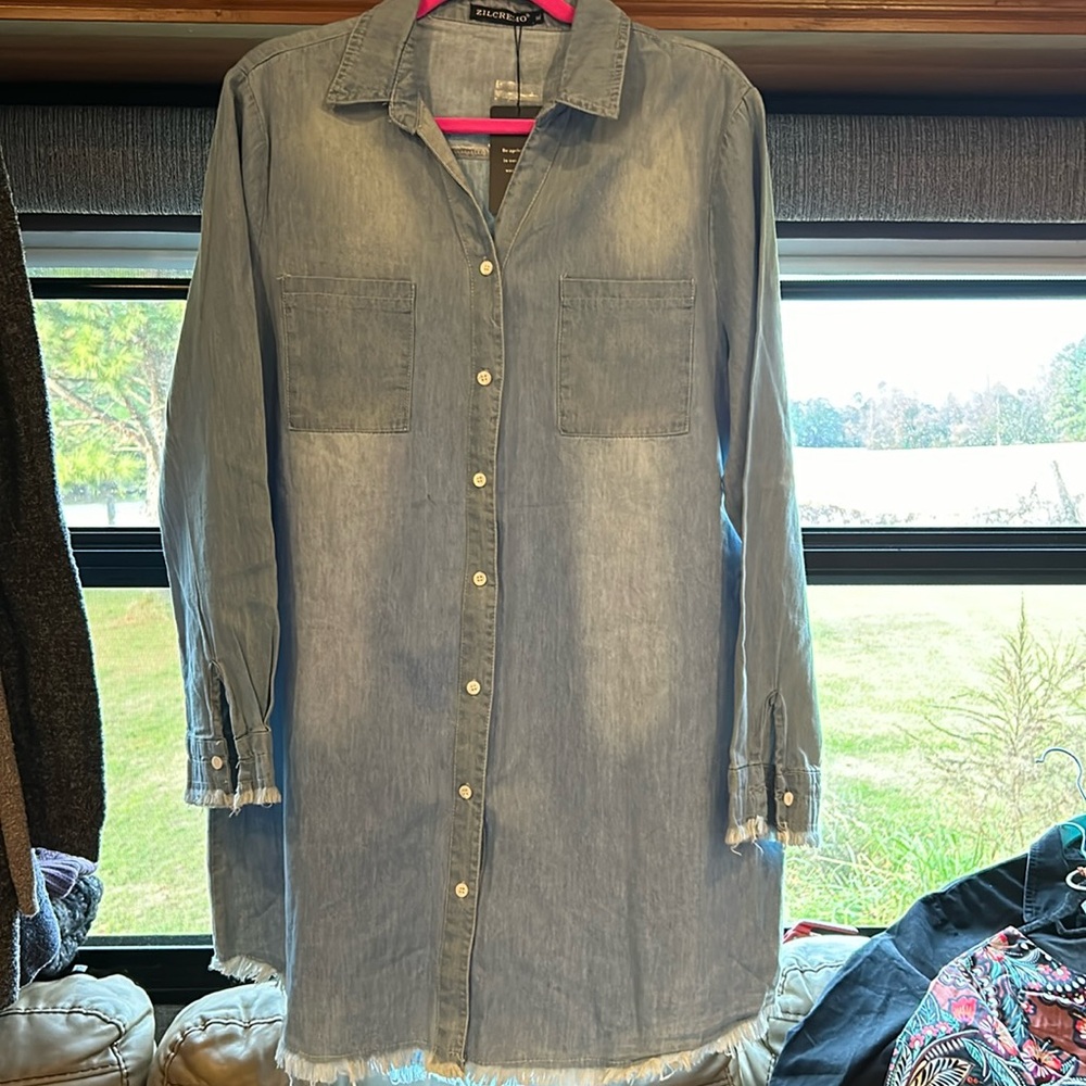 NWT women’s long sleeve button up denim dress size XL by Zilcremo light blue